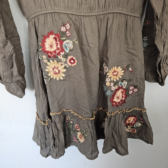 Andree by Unit Womens Small Olive Green Long Sleeve Dress Embroidery Floral Boho - Picture 4 of 8
